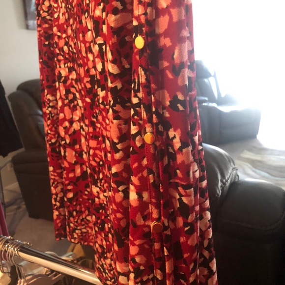 Blouse - Picture 2 of 3